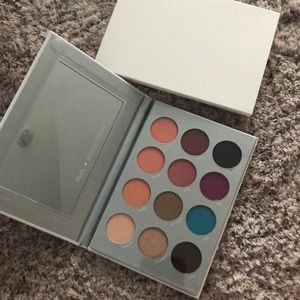 Brand new PUR x body charm palette